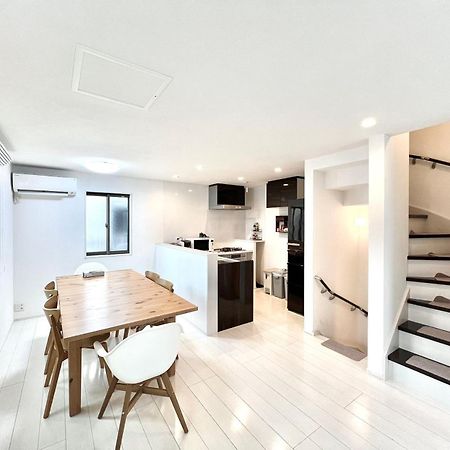 Shinjuku House طوكيو المظهر الخارجي الصورة